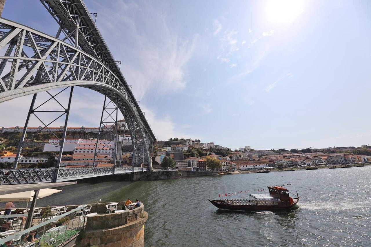 Flh Sa Da Bandeira Modern Apartment Porto Bagian luar foto