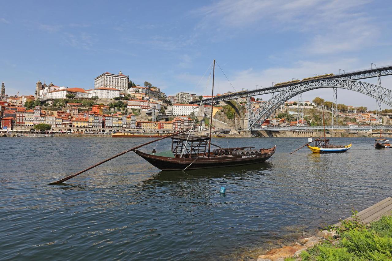 Flh Sa Da Bandeira Modern Apartment Porto Bagian luar foto